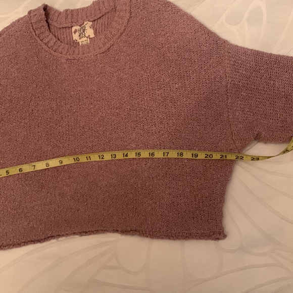 Soft Blush Pink Cropped Sweater - Picture 5 of 6